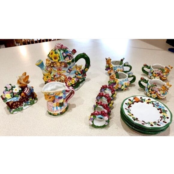 Vintage 1994 Mercuries Bunny Tea Set - 21 Pieces - Children's Easter Tea Set - Picture 1 of 6